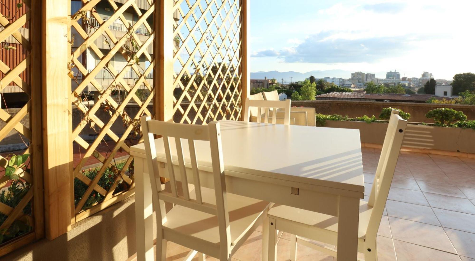 Jitaku Maine Apartman Cagliari Kültér fotó